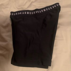 UA Spandex Biker Shorts Women’s Small
